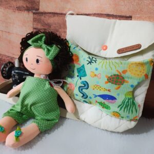 BOLSINHA INFANTIL COM BONECAS